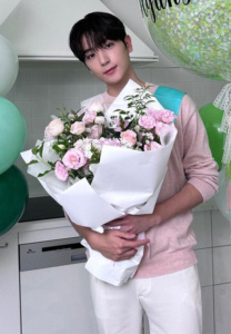 Hyunjae-ดอกไม้