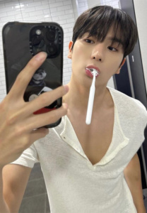 Hyunjae-แปรงฟัน