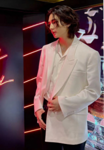 Hyunjin-ศิลปิน