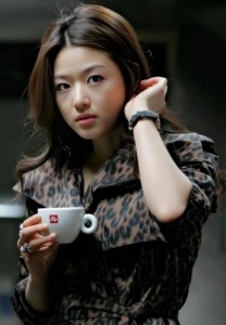 จอนจีฮยอน-ออร่า