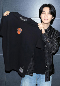 SUGA--BTS-โชว์ของ