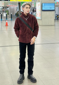 Surf-Phanthakan-เสื้อหนาว Surf-Phanthakan-เสื้อหนาว