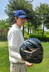 โจอินซอง-ตีกอล์ฟ