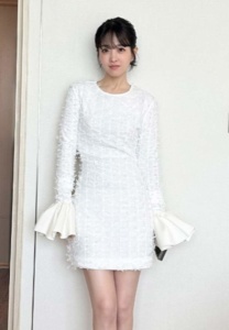 พัคโบยอง-เดรสขาว