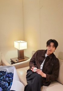 Nam Joo Hyuk-020-Graceful