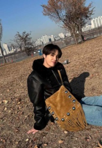 JuHaknyeon-020-Lovely