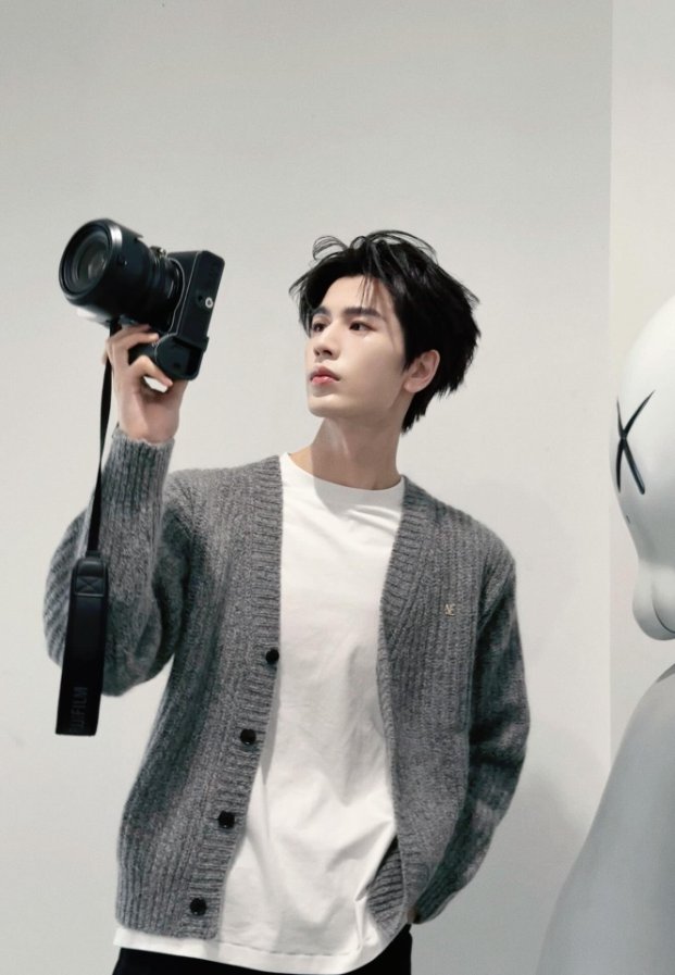 แจกวาร์ป จางหลิงเฮ่อ Zhang Linghe พระเอกจีนหน้าฟ้าประทาน