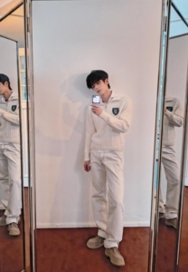 จางหลิงเฮ่อ Zhang Linghe-007-Radiant