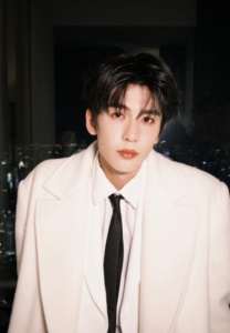 จางหลิงเฮ่อ Zhang Linghe-010-Amazing