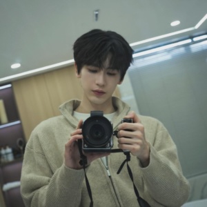 จางหลิงเฮ่อ Zhang Linghe-016-Dazzling