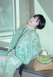 แจกวาร์ป ซงฮเยคโย-008-Delightful