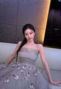 โกยุนจอง (Go Youn Jung)-013-Gorgeous