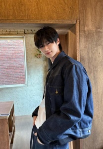Woo Seok Byeon-004-Adorable