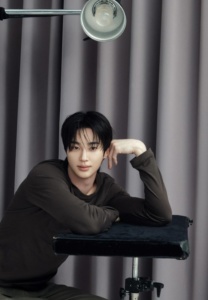 Woo Seok Byeon-006-Attractive