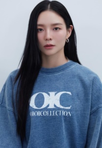 esom-012-Stunning
