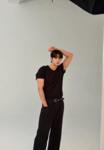 Kim Jae Won-004-Elegant