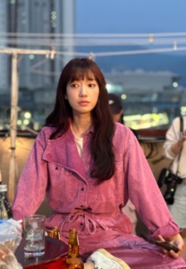 Park Shin hye-005-Dazzling