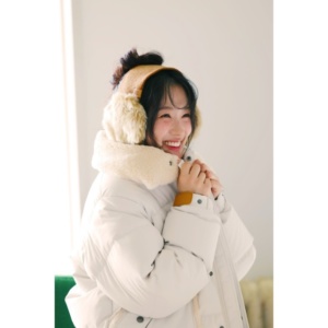 Kim Hye Jun-010-Beautiful