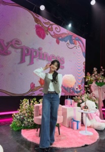 Kim Hye Jun-024-Sweet